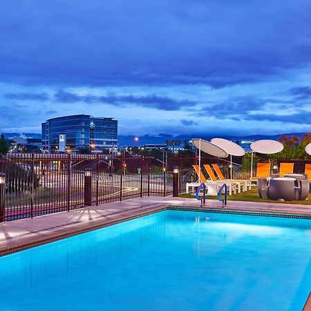 Aloft Santa Clara - San Jose North Hotel Exterior photo