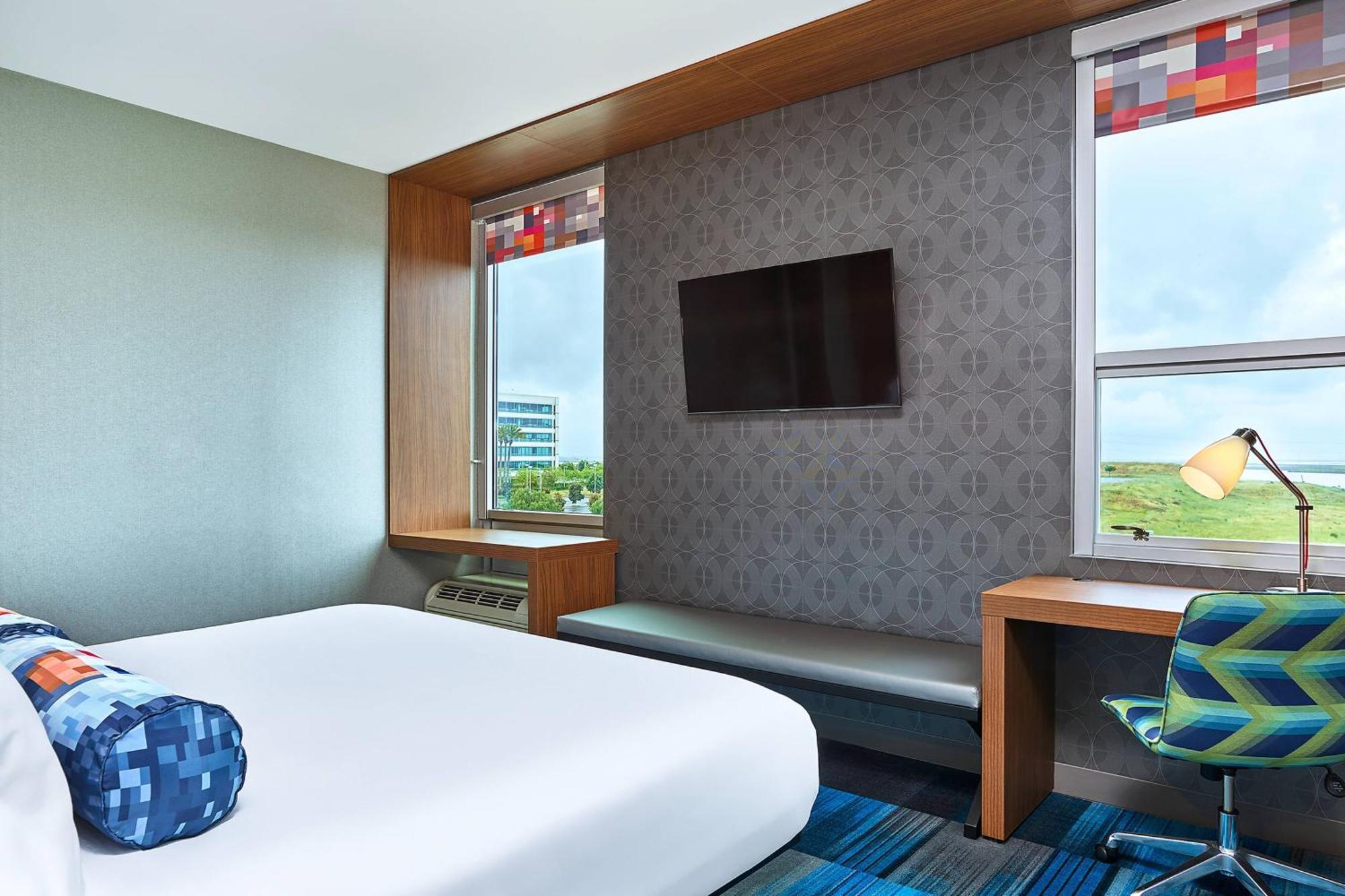 Aloft Santa Clara - San Jose North Hotel Exterior photo
